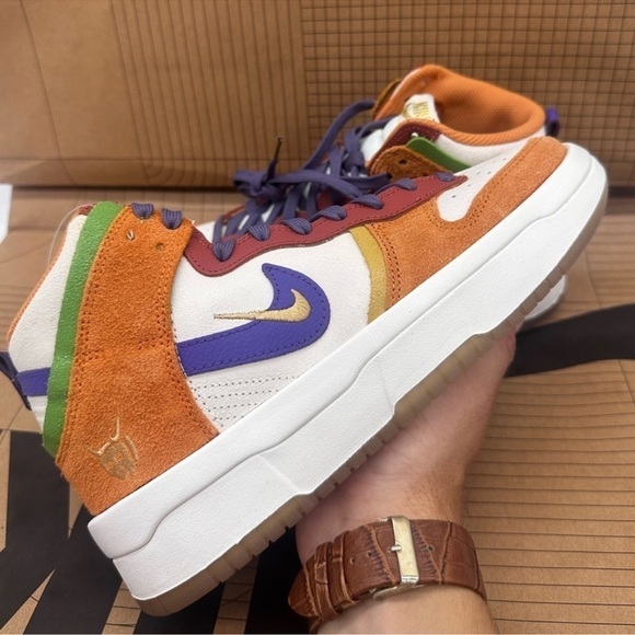 W NIKE DUNK HI SAIL/CANYON PURPLE - Picture 12 of 15